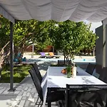 Villa Little Heaven *