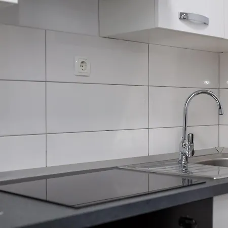 فيلة Little Heaven *