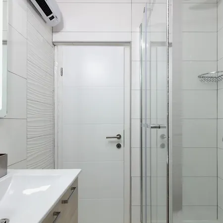 فيلة Little Heaven *